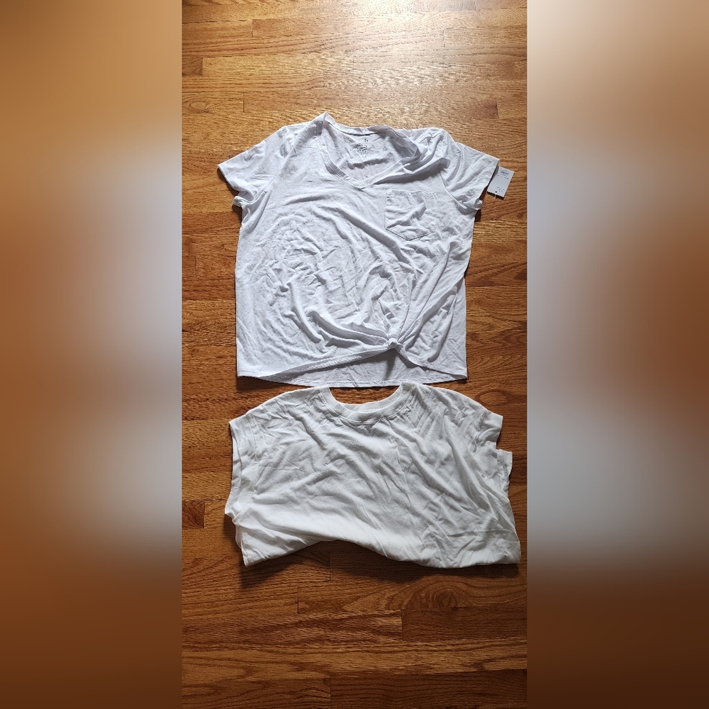 SO White Short Sleeve Pocket Tee Pair